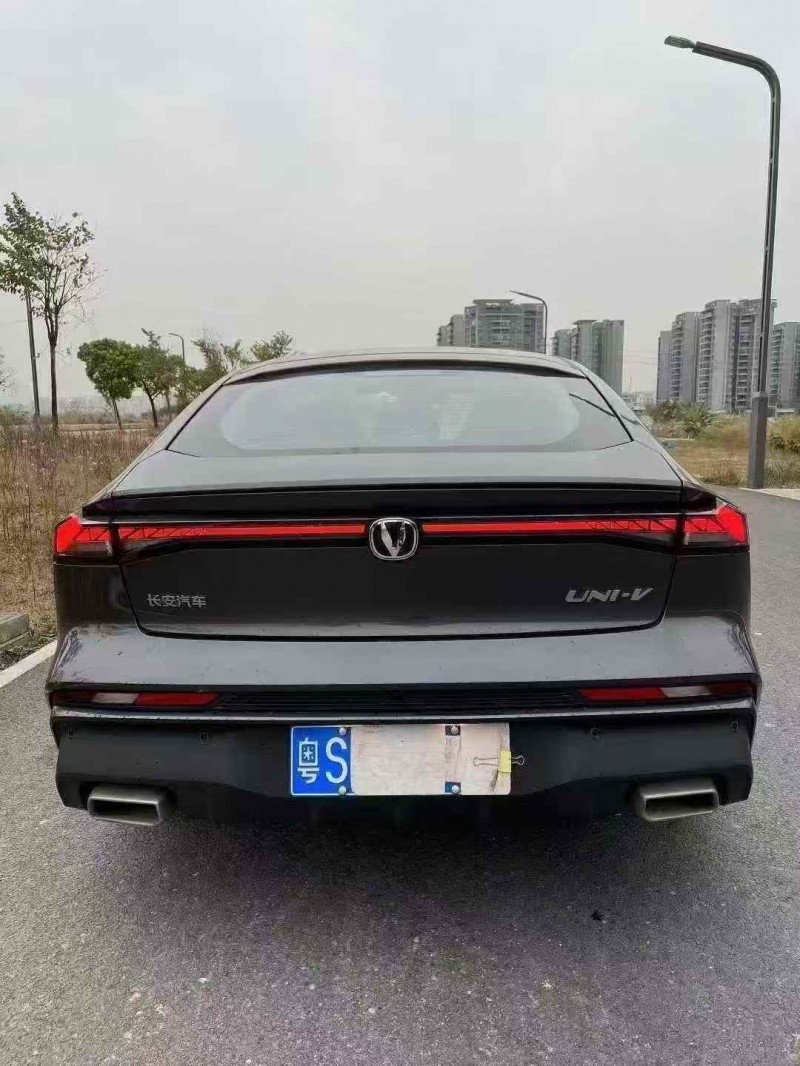湛江25年长安汽车UNI9