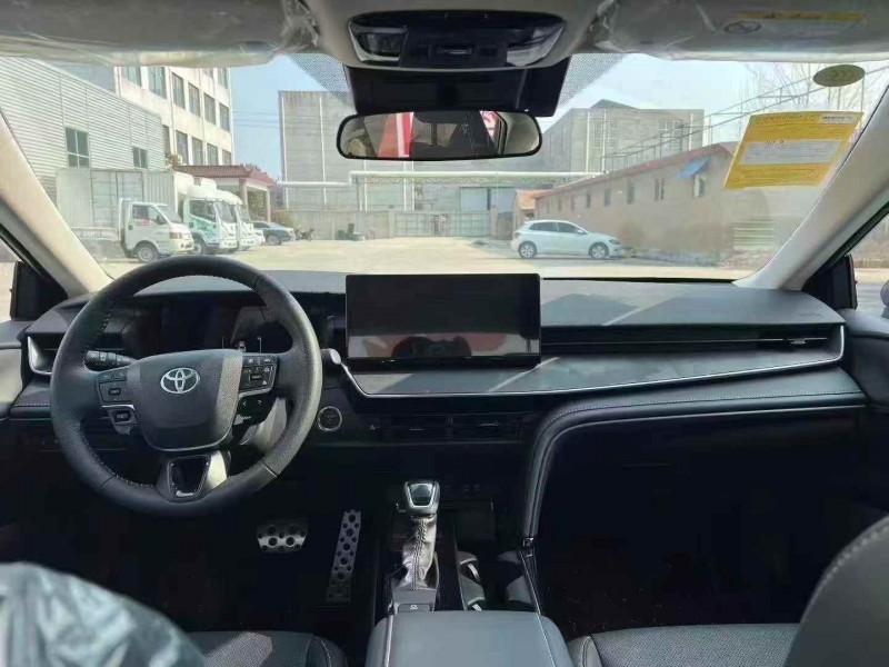 烟台25年丰田凯美瑞4