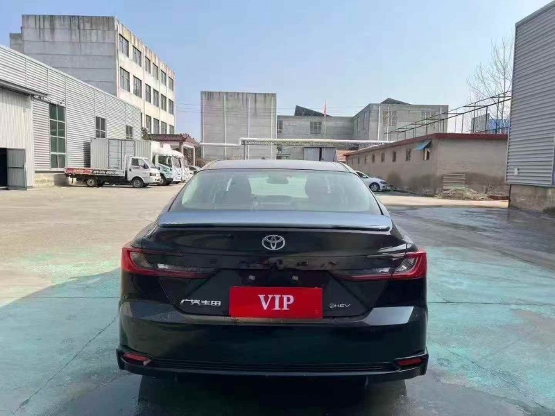 烟台25年丰田凯美瑞8