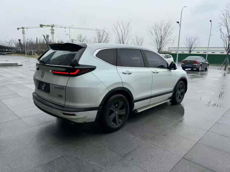 常州21年吉利缤越8