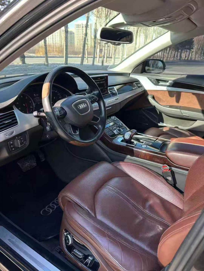 珠海14年奥迪A8L4
