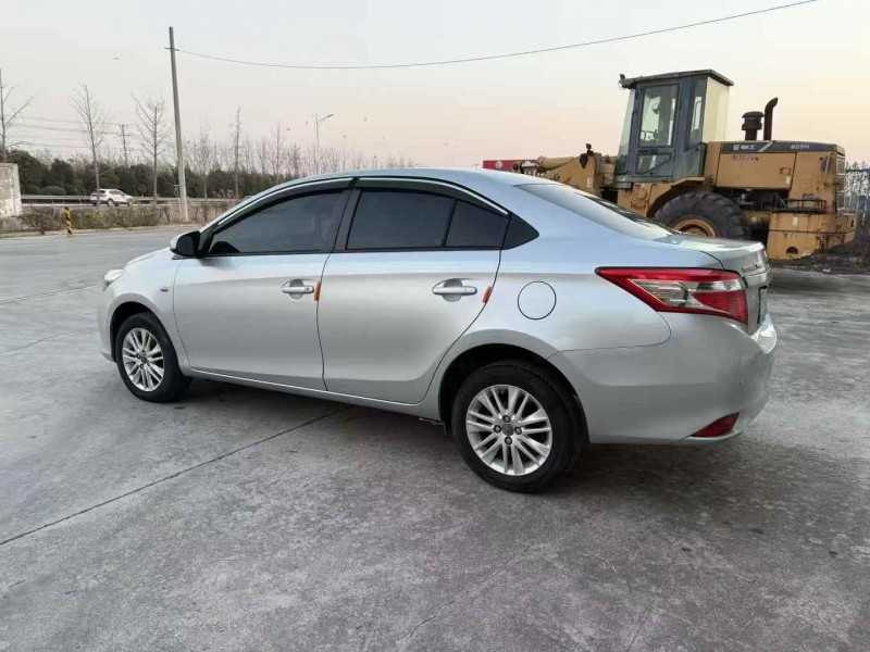 徐州15年丰田威驰8