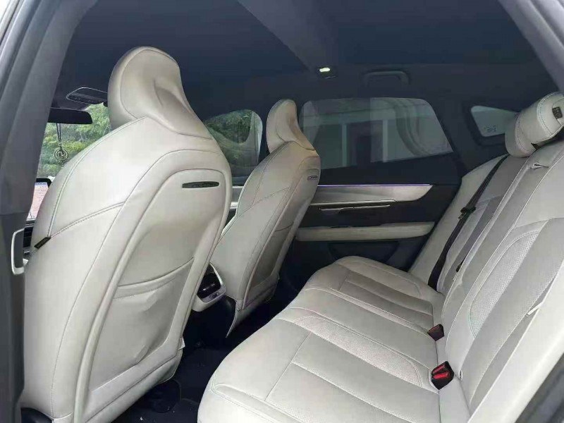 鄂州25年小鹏汽车p75