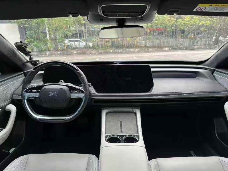 鄂州25年小鹏汽车p76