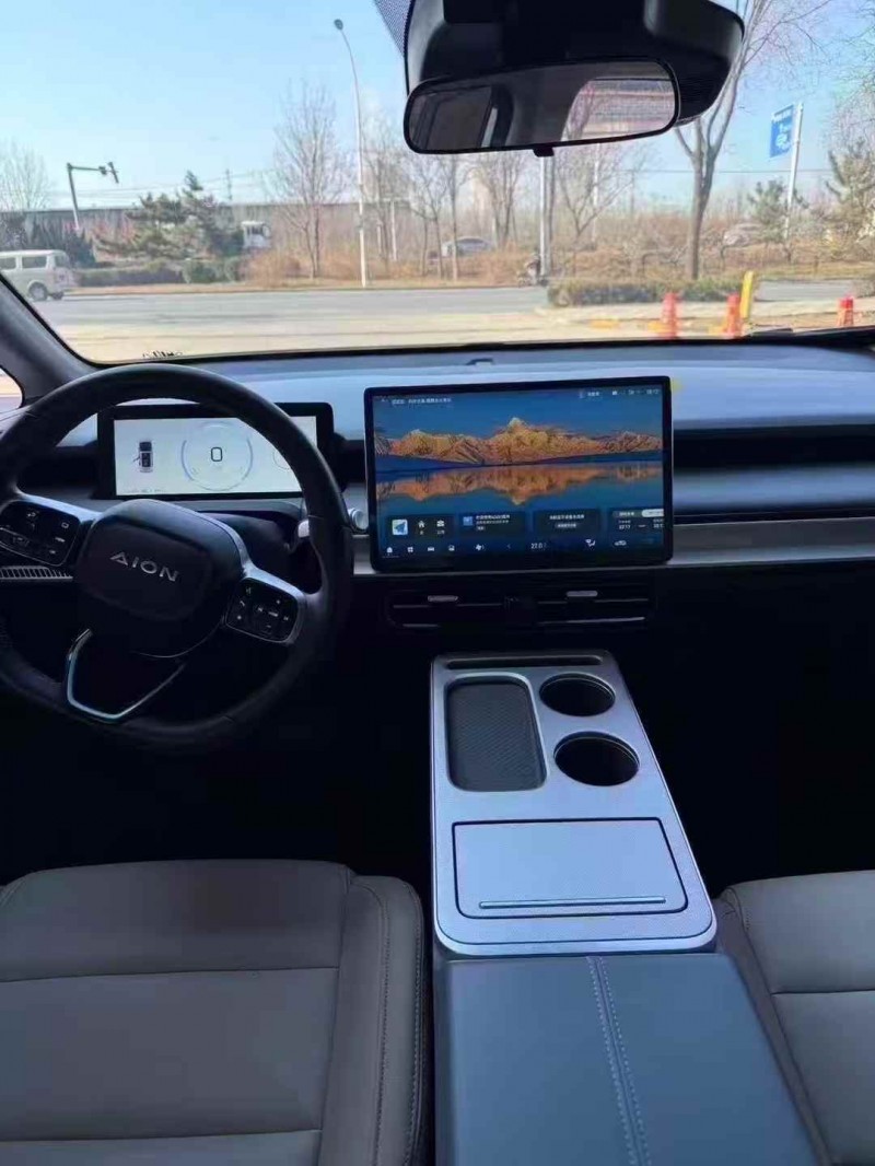 承德25年传祺埃安Y5