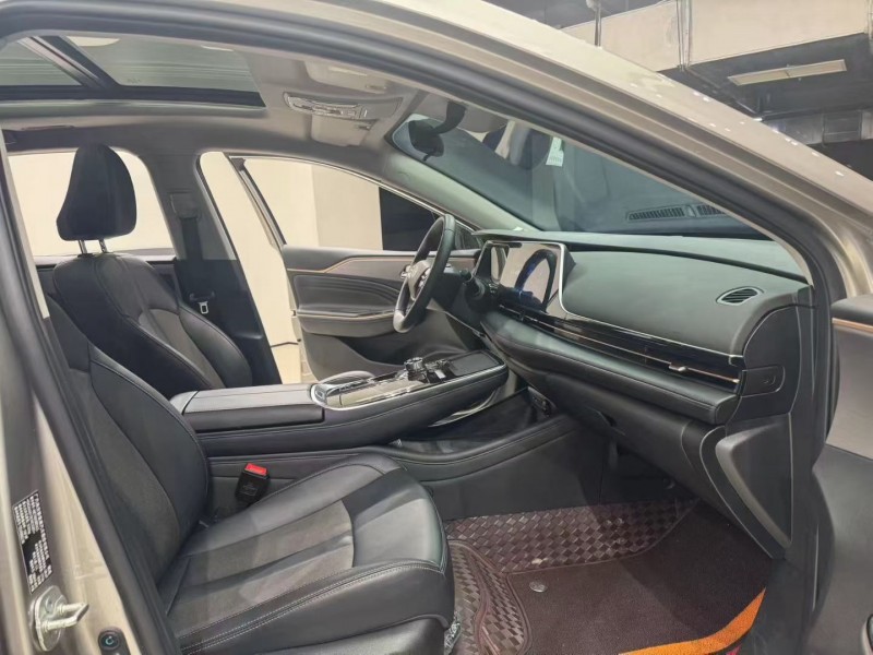 成都23年传祺埃安S3