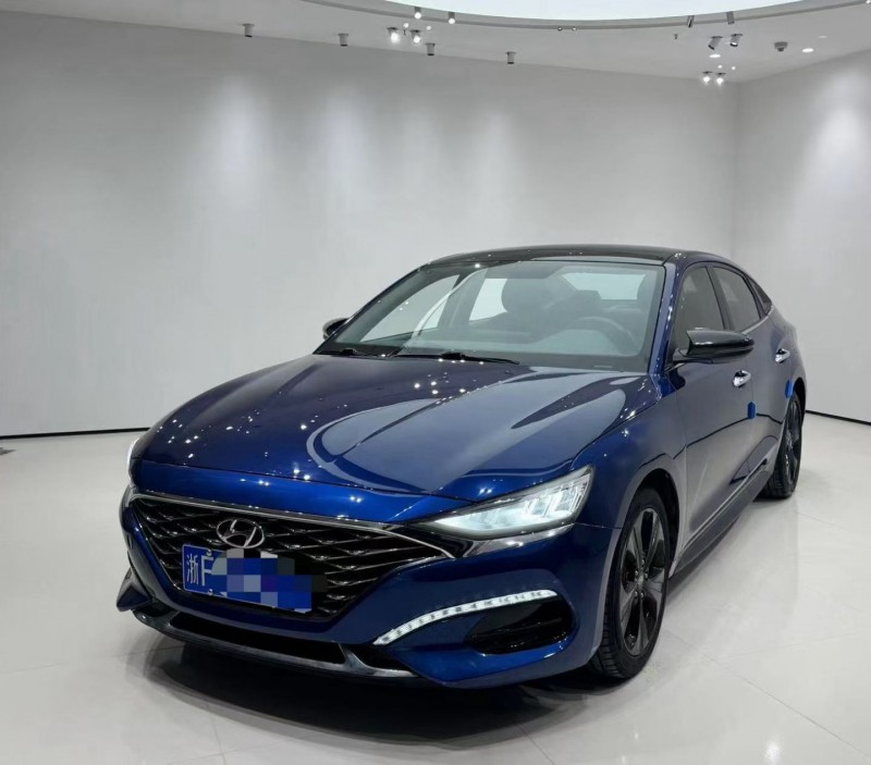 成都19年现代菲斯塔2