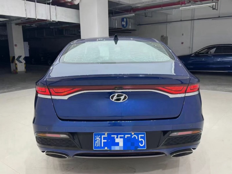 成都19年现代菲斯塔9