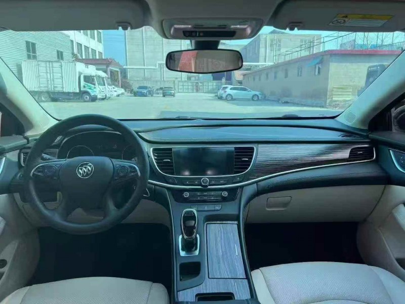 东营20年别克君越4