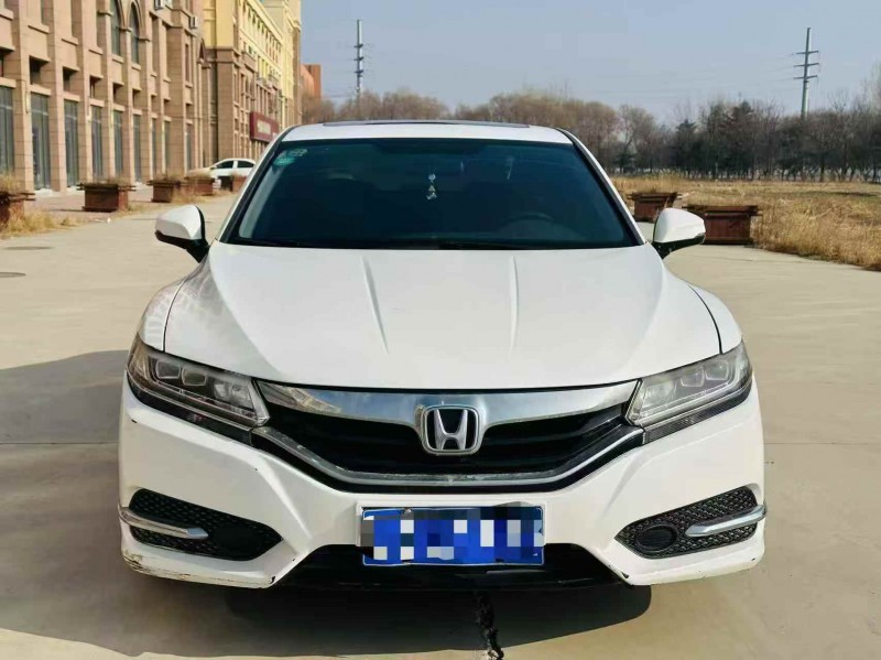 东营17年本田思铂睿1