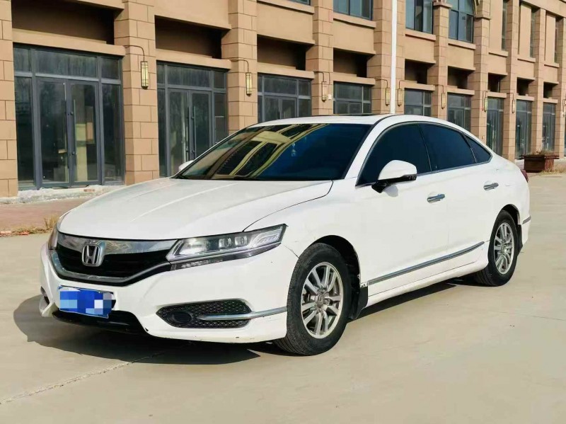 东营17年本田思铂睿2