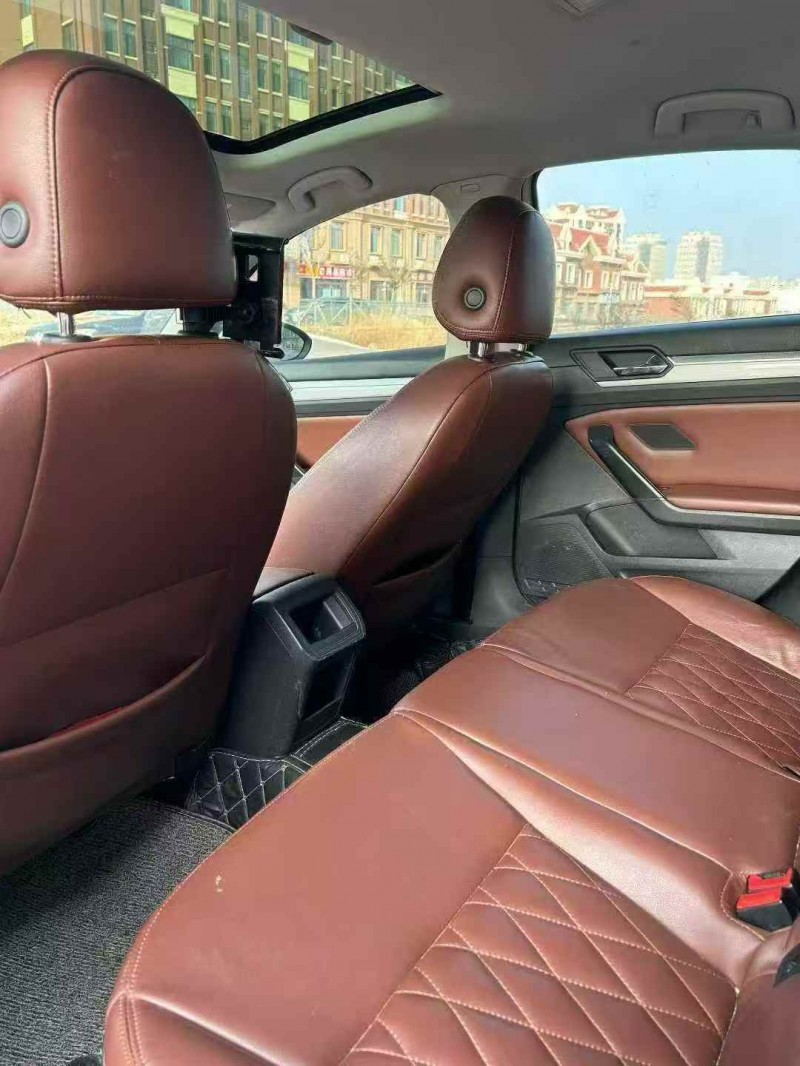 东营17年大众凌渡6