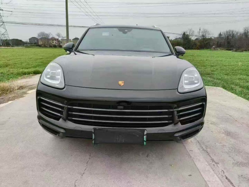 绍兴21年保时捷卡宴1