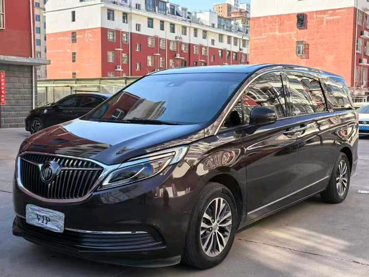 张家口21年别克GL82