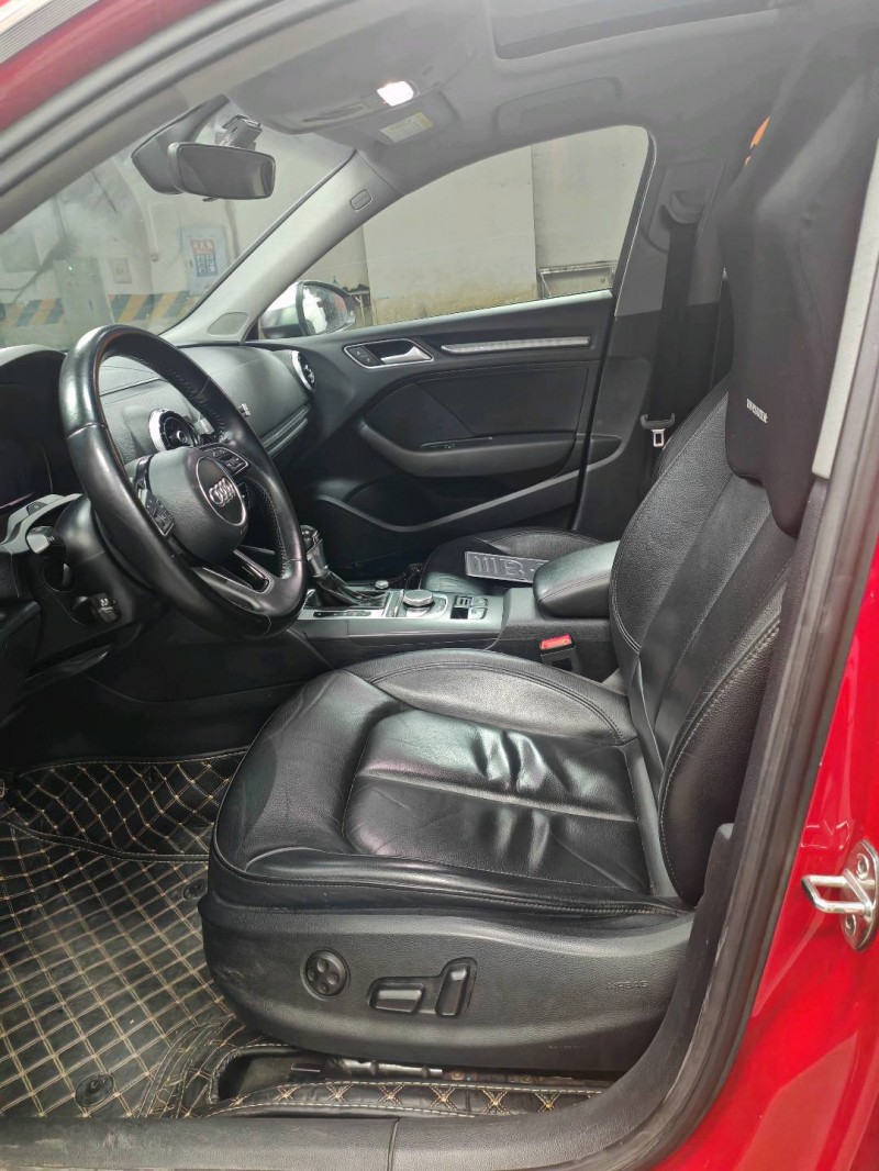 成都17年奥迪A35