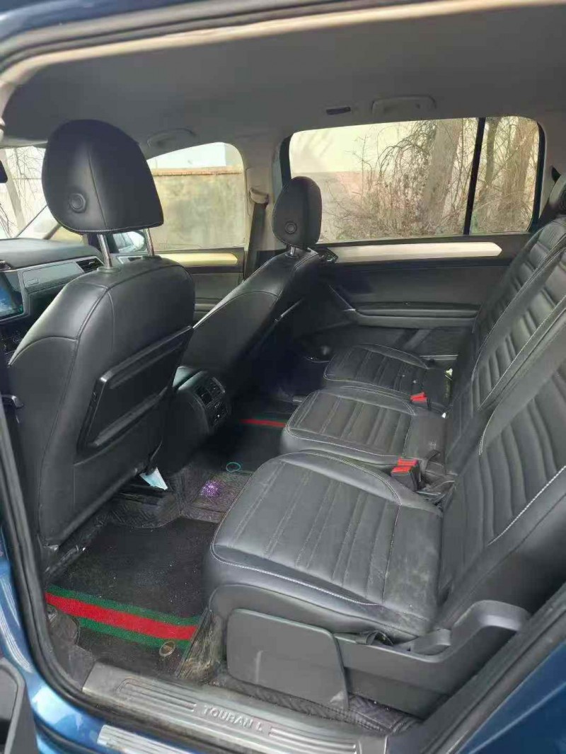 东营17年大众途安4