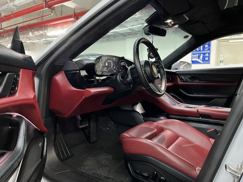 佛山21年保时捷Taycan4