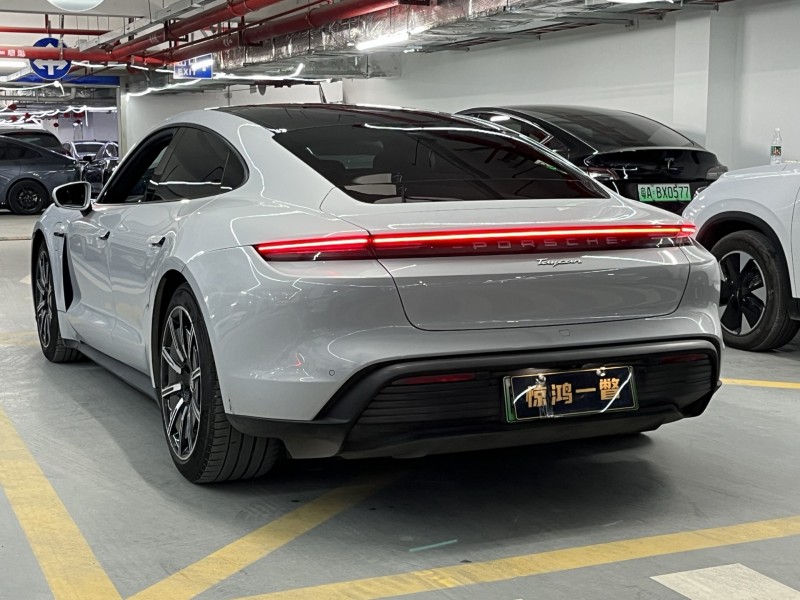 佛山21年保时捷Taycan8