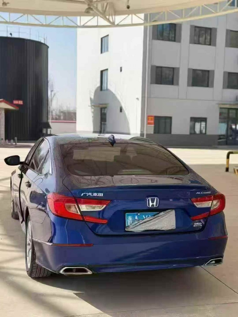 天水20年本田雅阁8