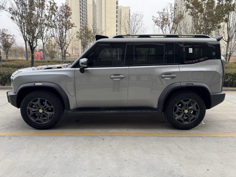 济宁24年奇瑞捷途8