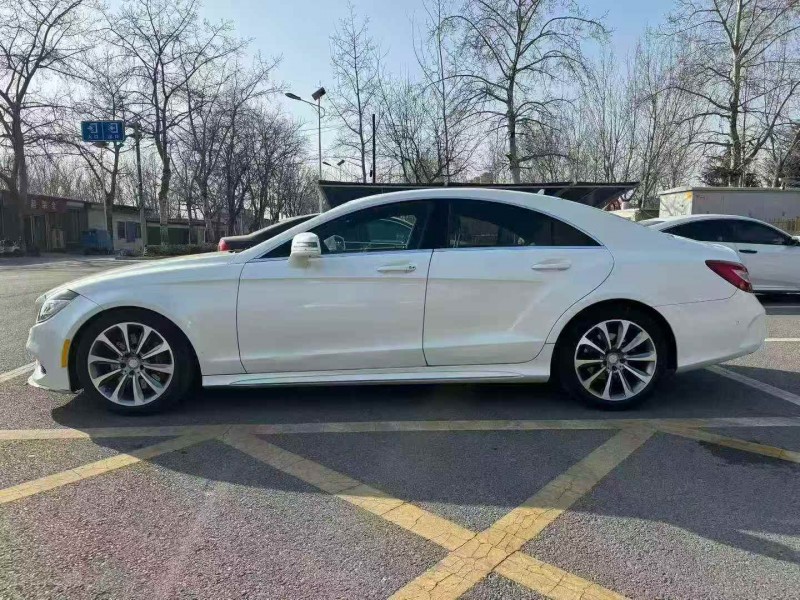 淄博15年奔驰CLS6