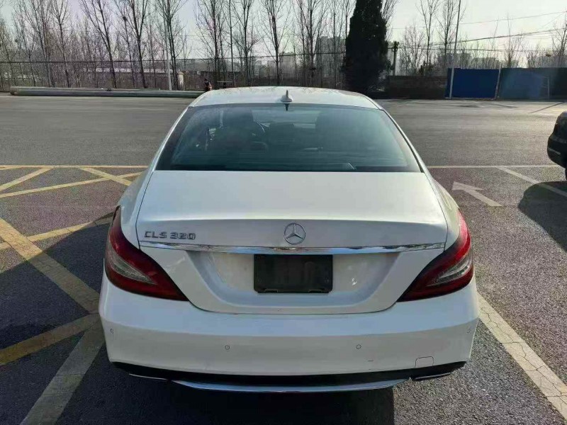 淄博15年奔驰CLS9