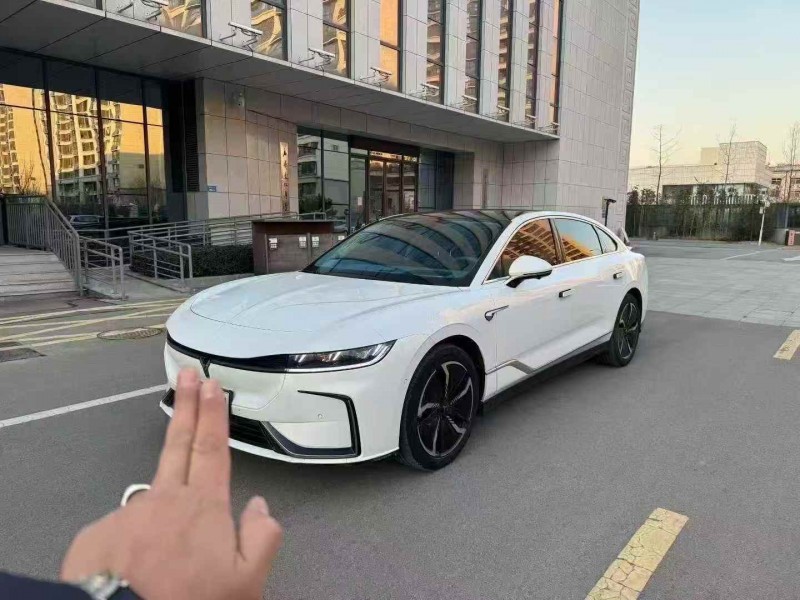 烟台24年岚图汽车追光3