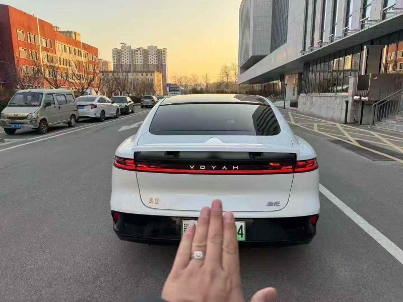 烟台24年岚图汽车追光8