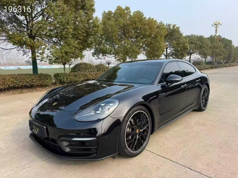 南通22年保时捷帕拉梅拉3