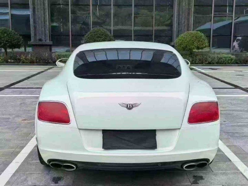 榆林14年宾利飞驰9