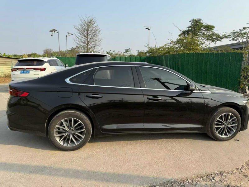 中山24年吉利星瑞4