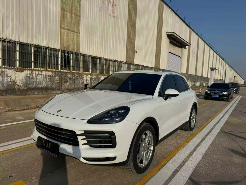 菏泽21年保时捷卡宴3