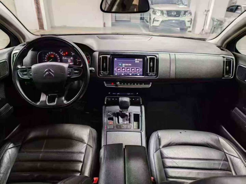 毕节17年雪铁龙C64