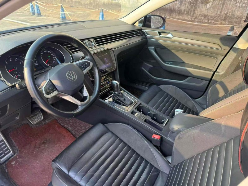 菏泽22年大众迈腾4