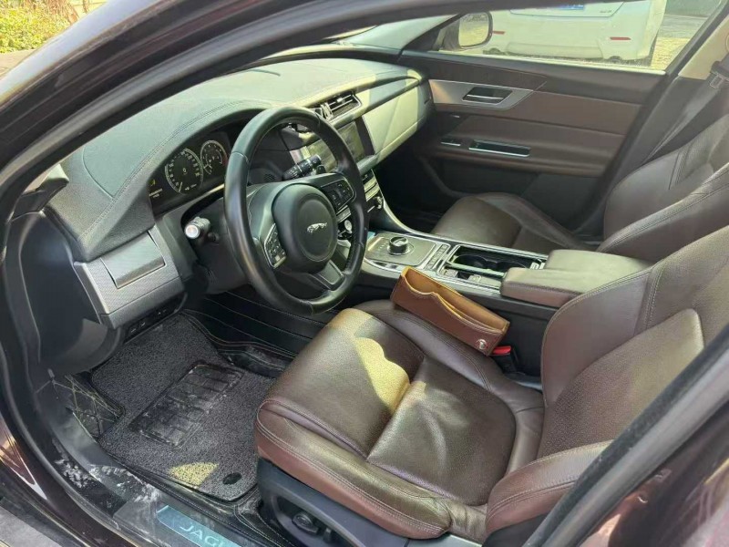 中山17年捷豹XFL7