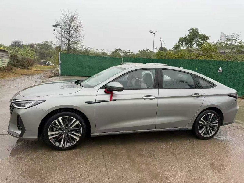 中山25年奇瑞艾瑞泽5