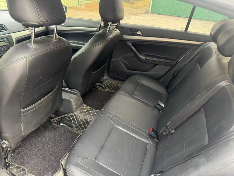 中山21年大众朗逸9