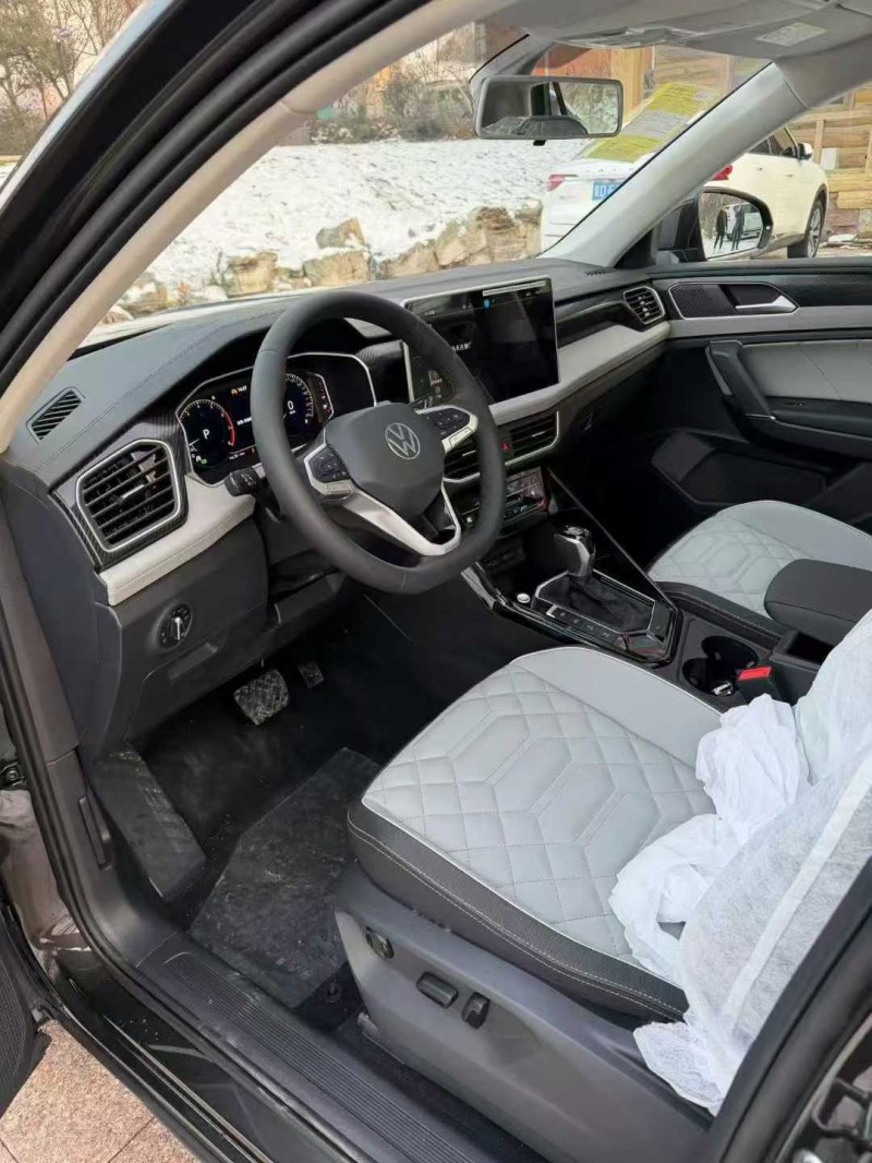 邢台25年大众探岳4