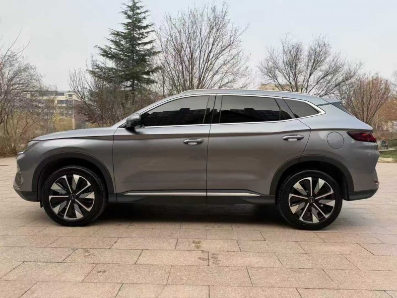 邢台25年比亚迪宋5