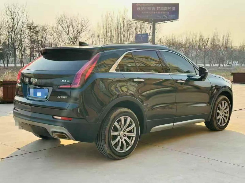 济宁20年凯迪拉克XT48