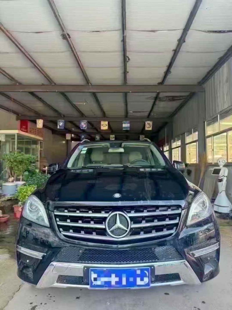 东营13年奔驰ML1