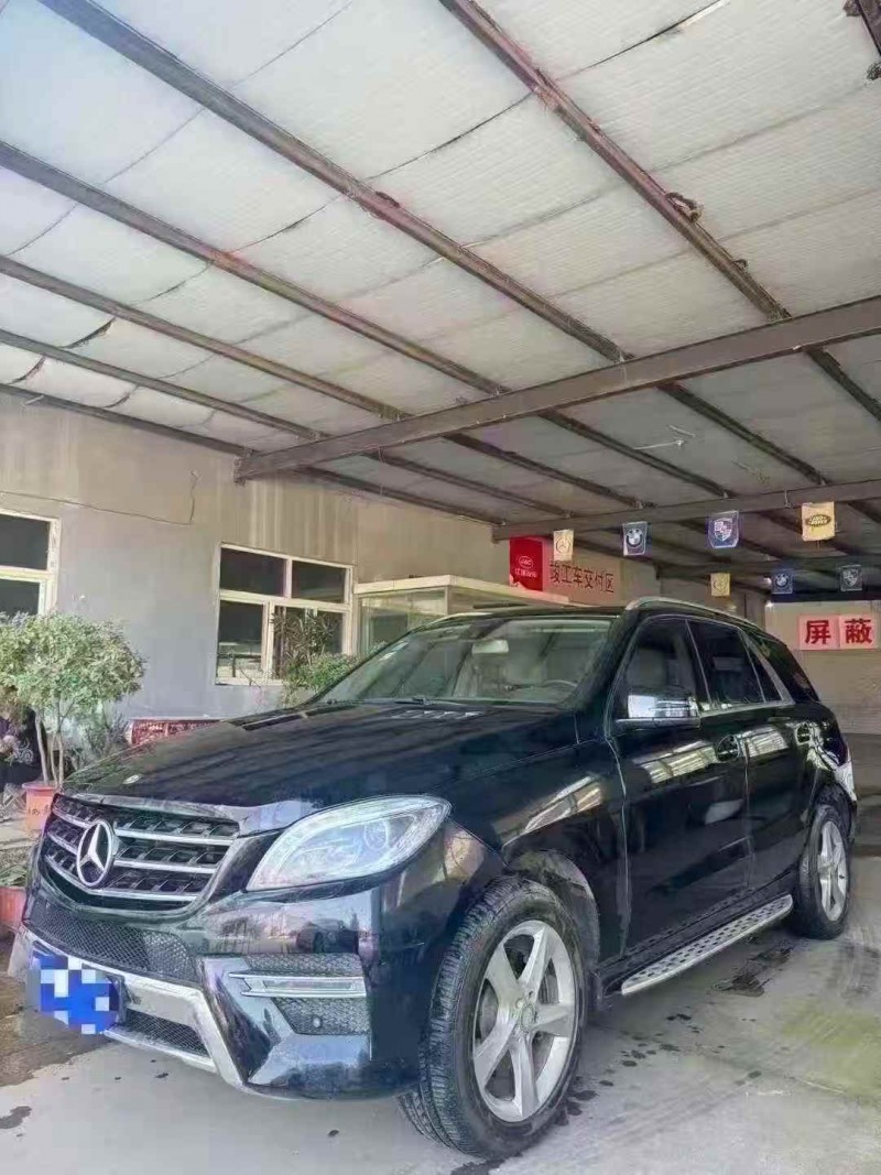 东营13年奔驰ML2