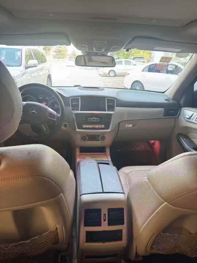 东营13年奔驰ML6