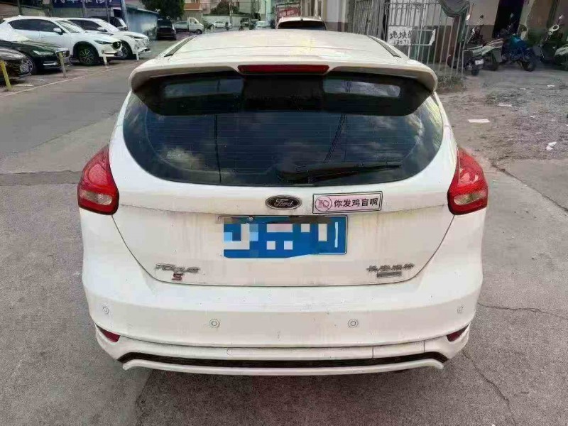 深圳16年福特福克斯8