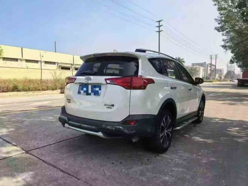 珠海16年丰田RAV4荣放9