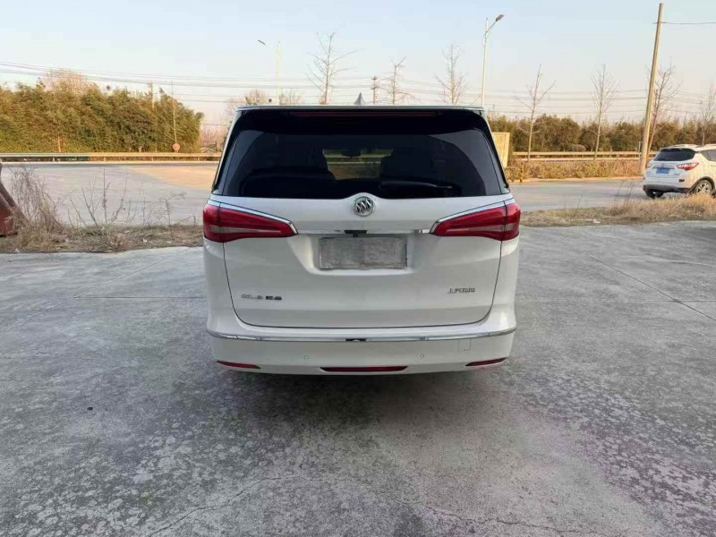 徐州18年别克GL89