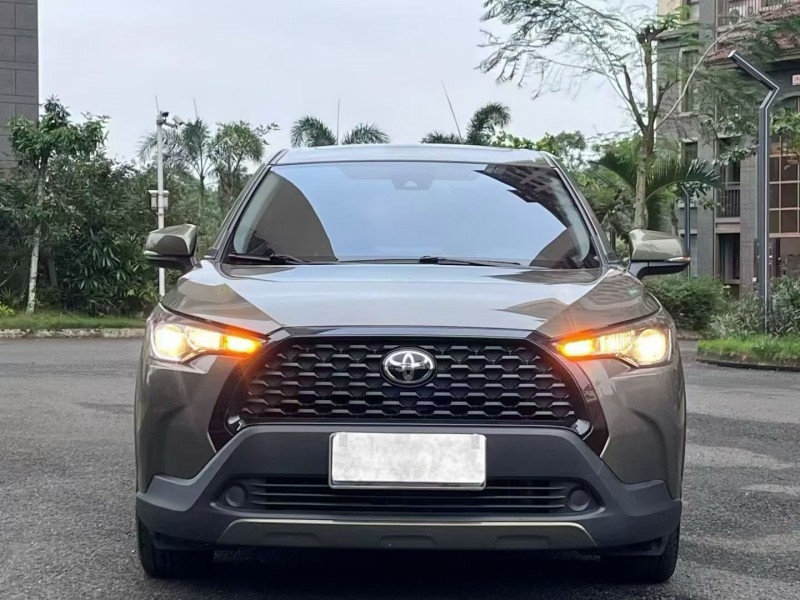 广州23年丰田锐放1