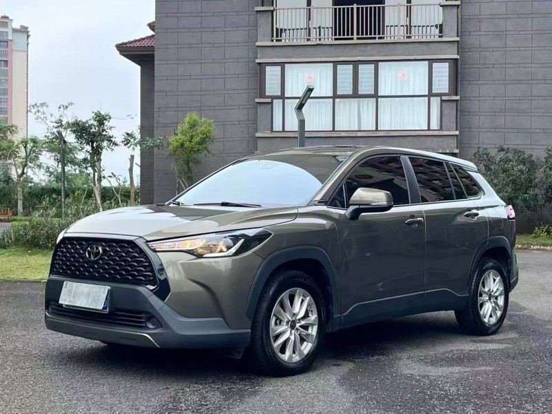 广州23年丰田锐放2