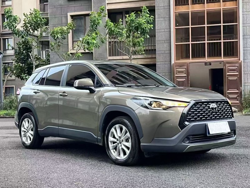 广州23年丰田锐放3