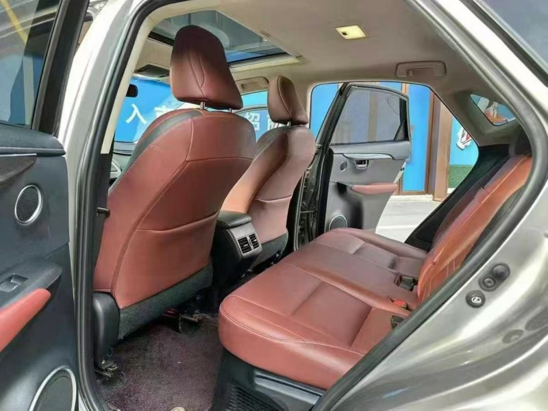 深圳17年雷克萨斯NX4